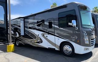 2021 Ford Ford Thor 37.1 ft