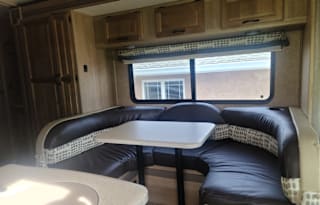 2015 Mercedes luxury Coachmen Prism -Diesel 15+mpg