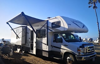 Yellowstone Luxury Smart Bunkbed Home 4 Big Family