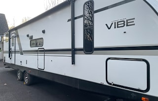 Family Fun & Adventure- sleeps 9