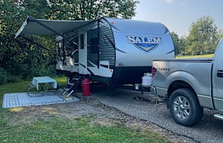 Kozy Kid Bunkhouse - 29ft / Sleeps 9