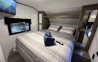 Pioneer Travel Trailer Fall Special 20% per night