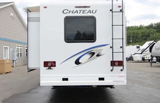 2022 Thor Motor Coach Chateau 31E