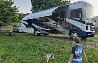 HAPPY GLAMPER RV RENTAL