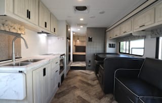 2021 Forest River RV Sunseeker LE 2850SLE Ford
