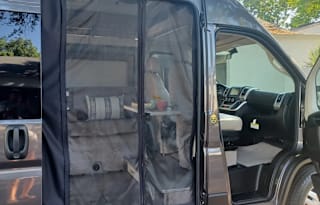 D2022 CONVENIENT & EASY TO DRIVE RV!!  SCOPE 18M
