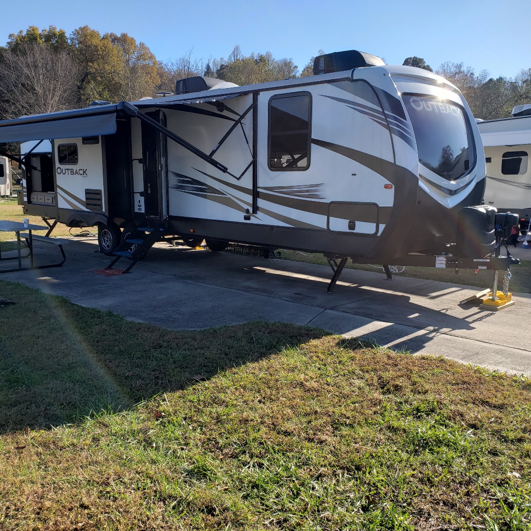 37 ft outback travel trailer