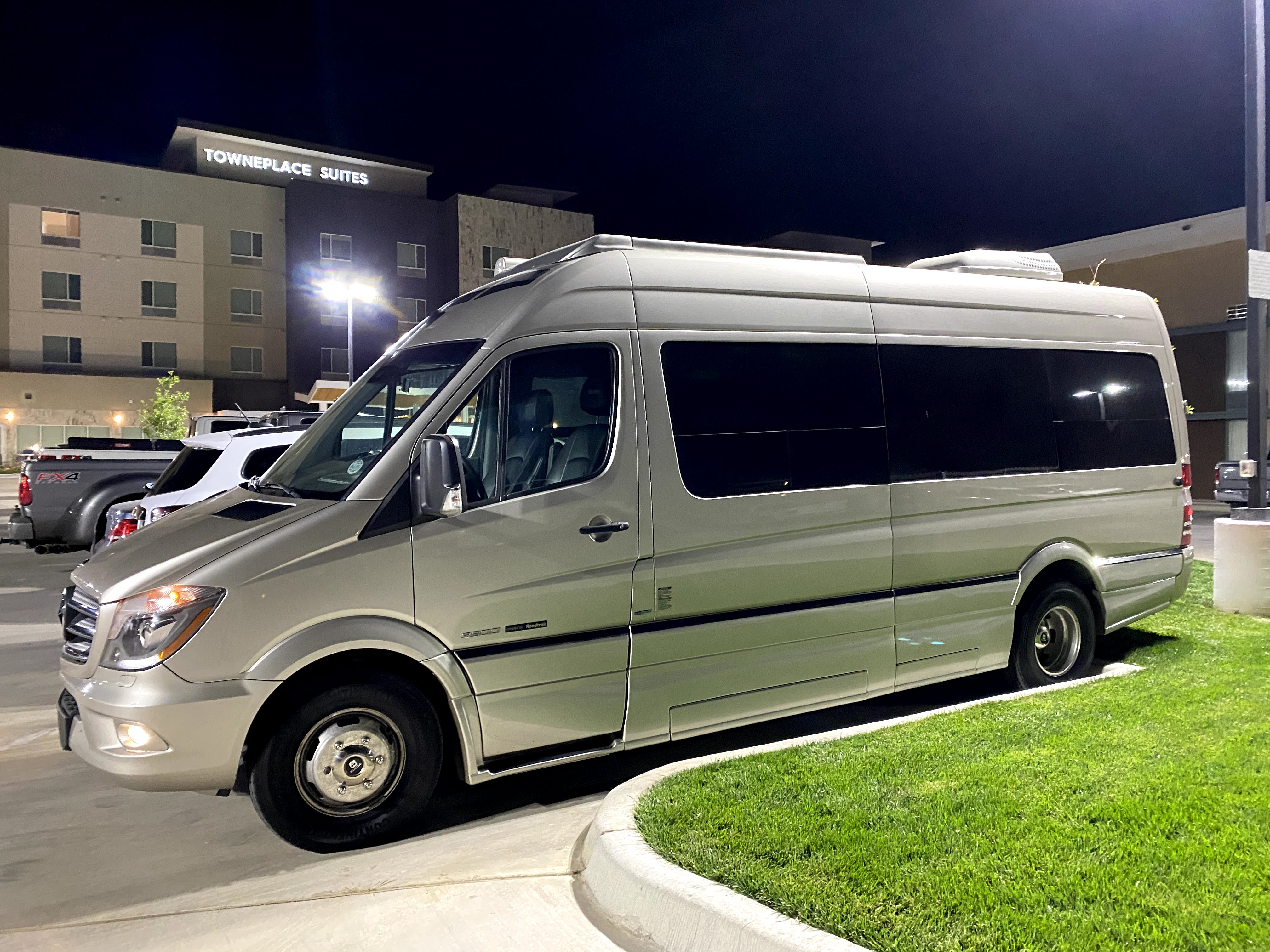 Ts 4 Rent Sd - uj8r16j
