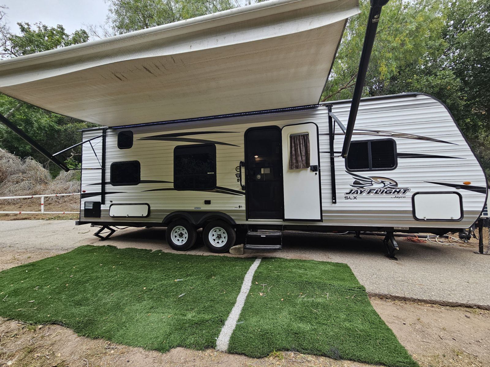 Comfortable Easy to TOW Travel trailer | RVshare