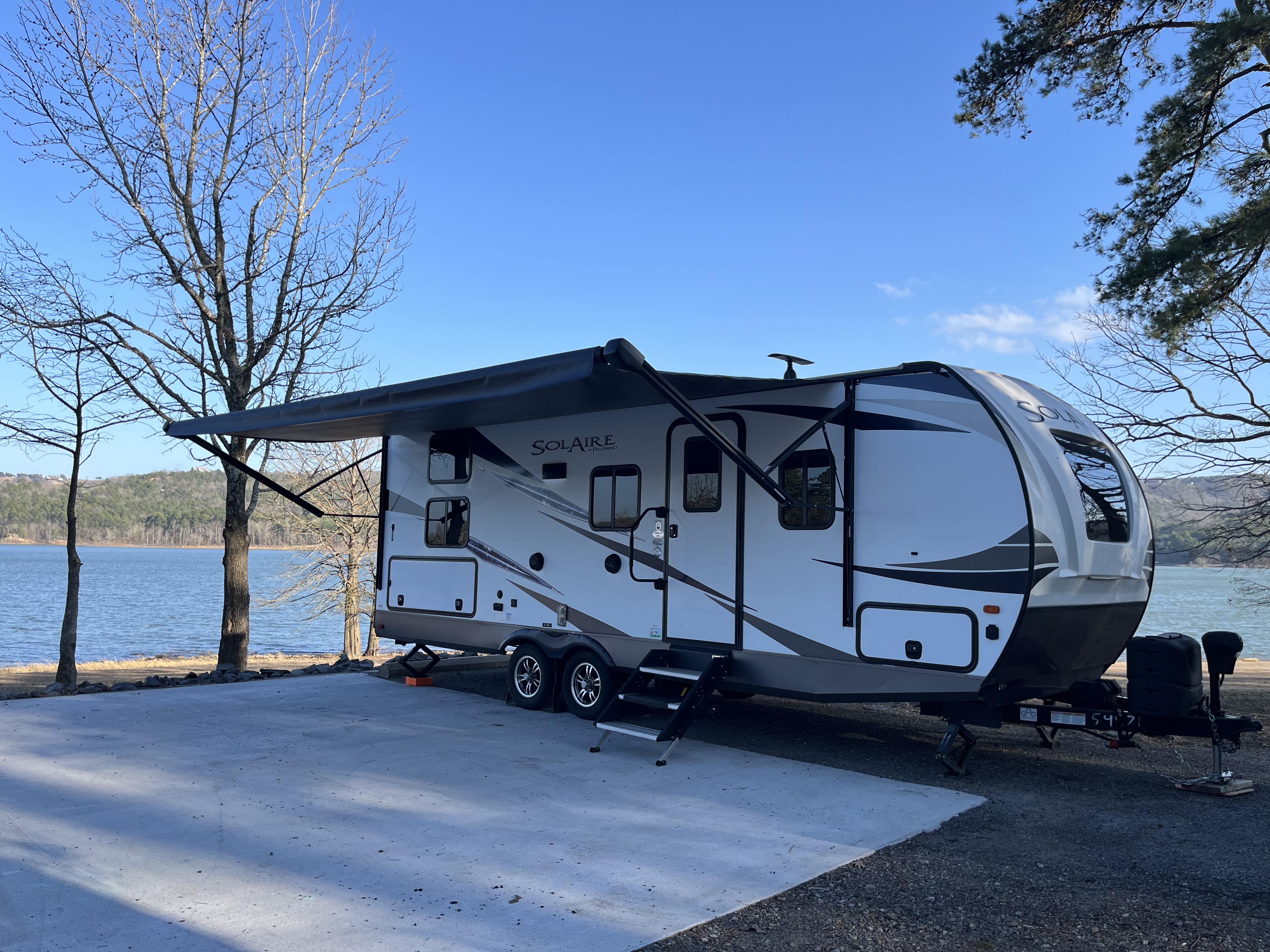 The Wanderer  2021 Palomino SolAire  240BHS