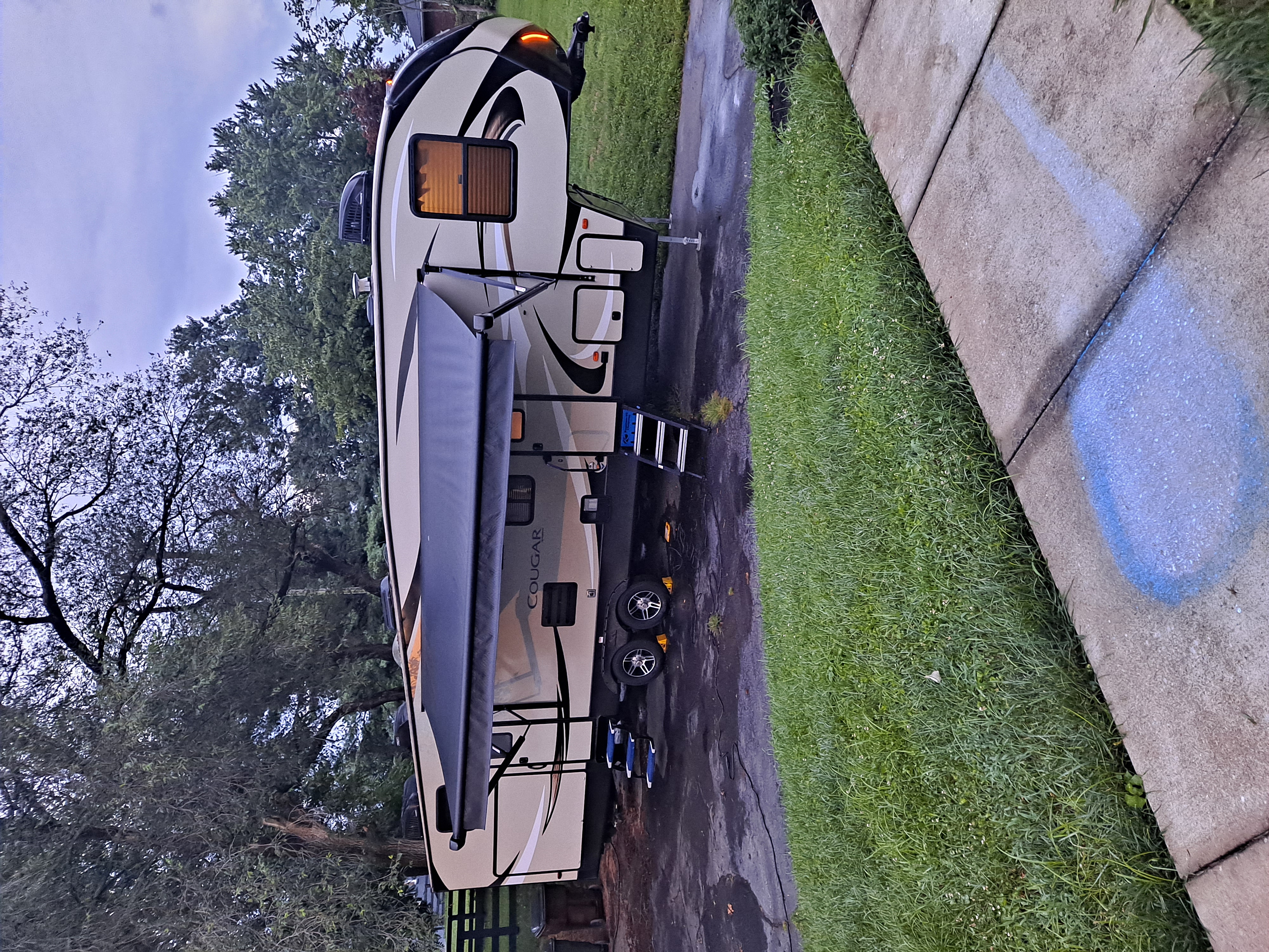 2019 Keystone RV Cougar 32BHS