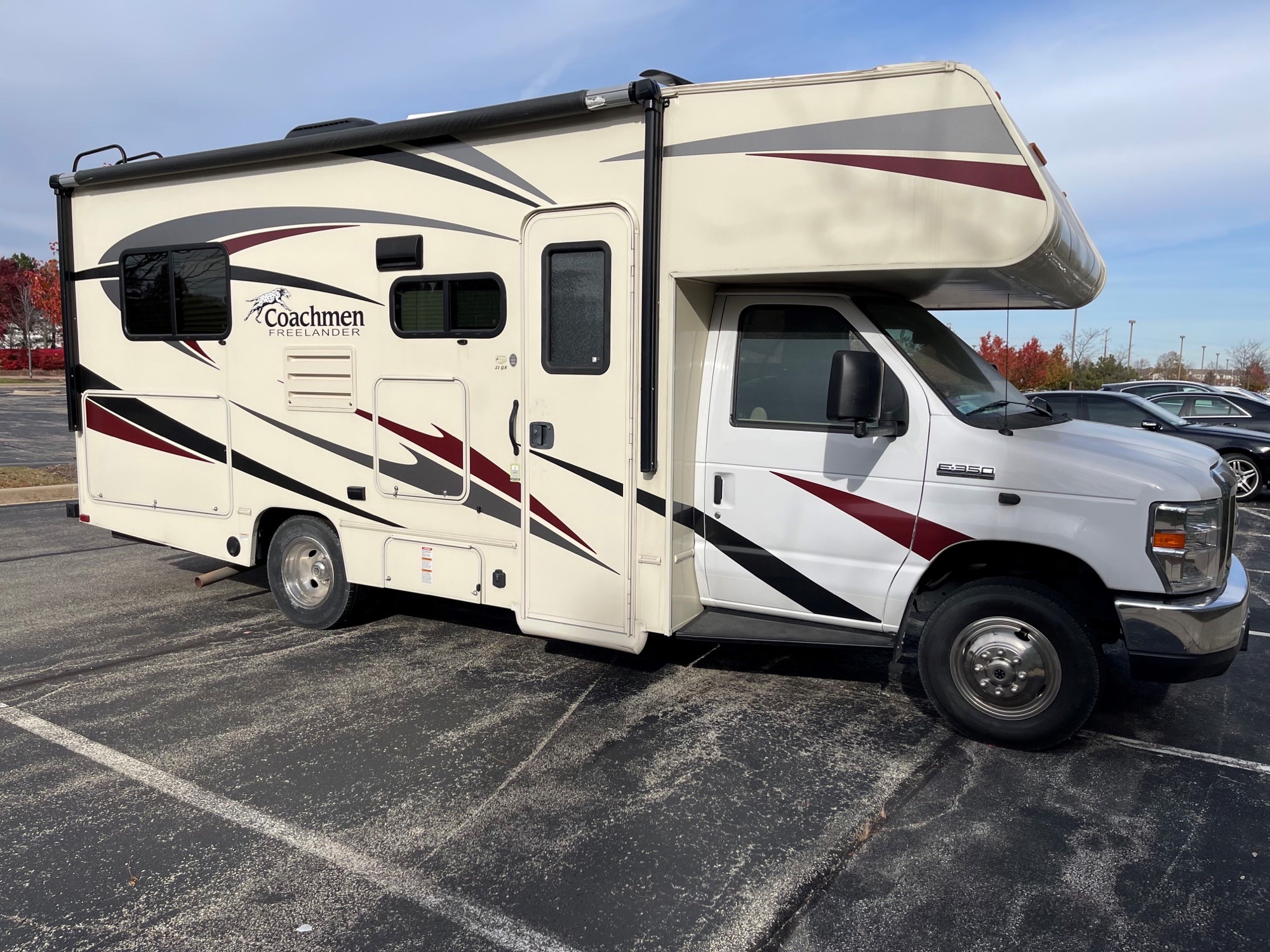 24.0 Freelander 21QB Ford 350 Class C Motor Home RV Rental near ...