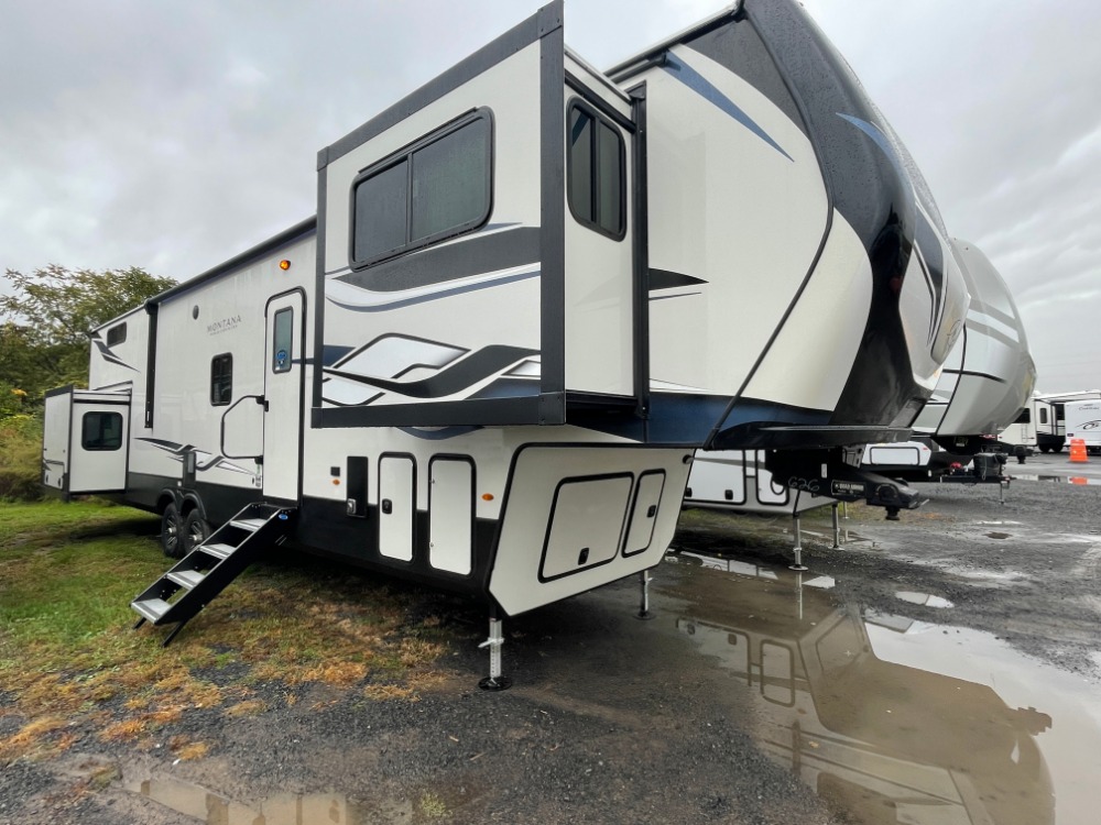 2023 Montana High Country 377FL | RVshare