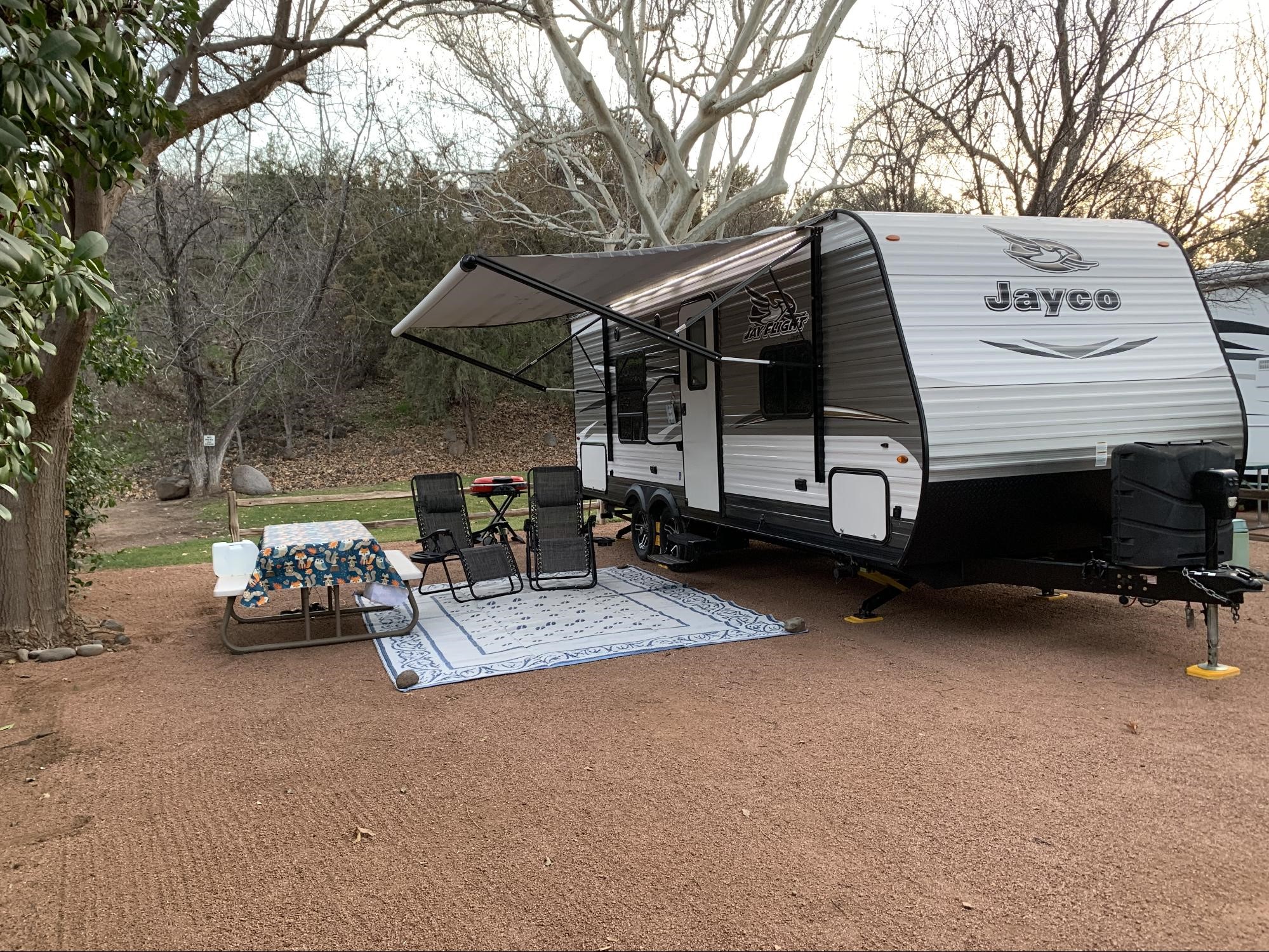 2017 Jayco Jay Flight 23RB, RV Rental in Flowing Wells, AZ 