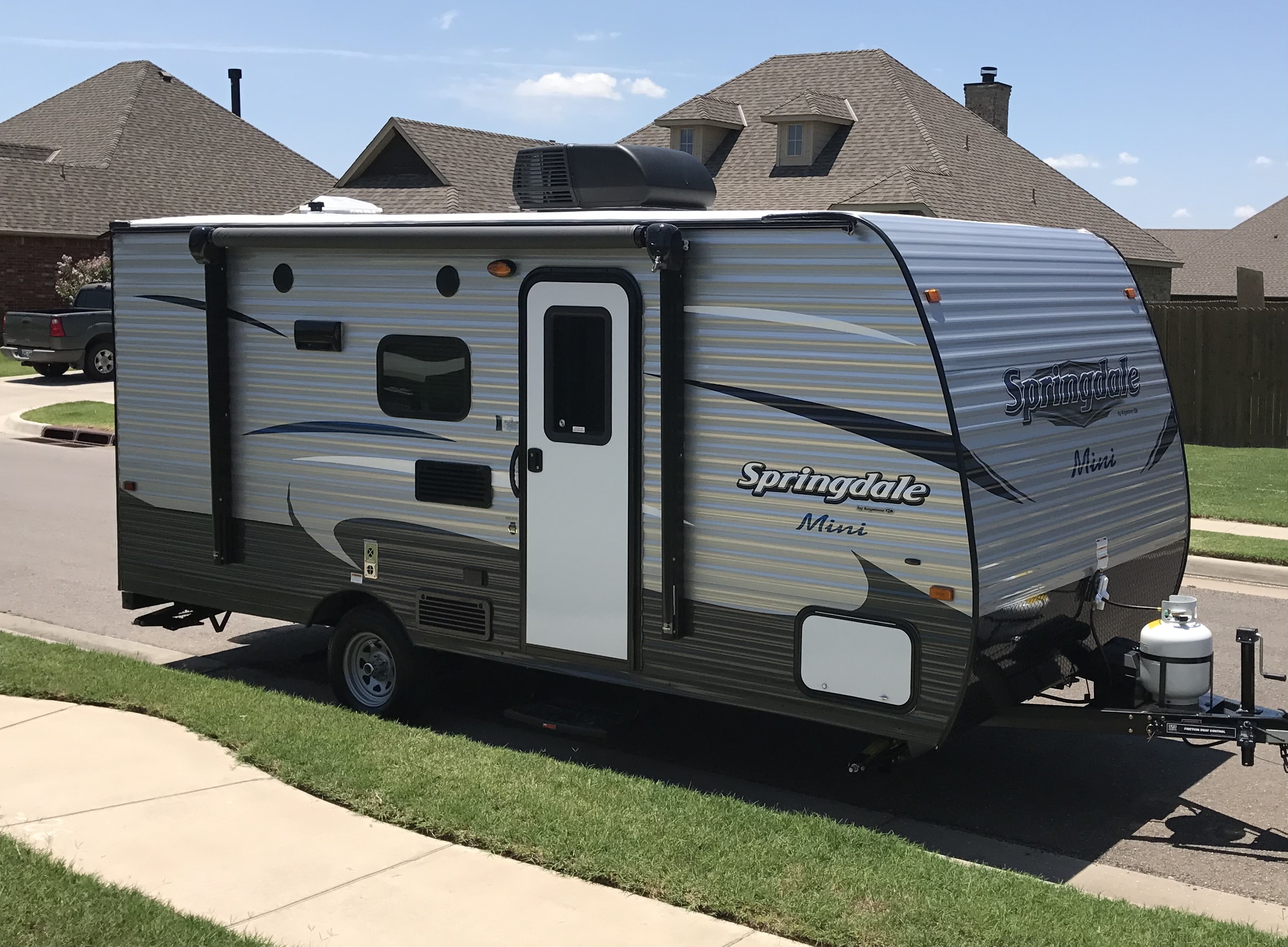 2018 Summerland Mini 1800BH RV Rental Near Mustang, OK | RVshare