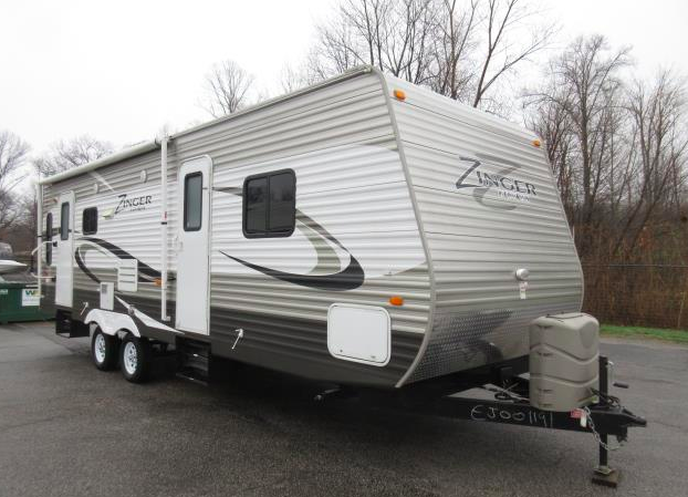 Zinger 32′ Travel Trailer 1 | RVshare