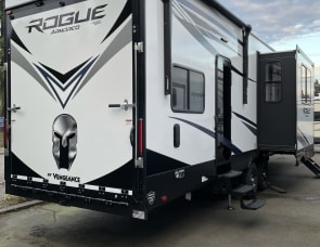 Forest River RV Vengeance Rogue Armored VGF351G2