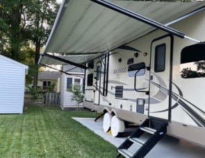 Forest River RV Rockwood Signature Ultra Lite 8311WS