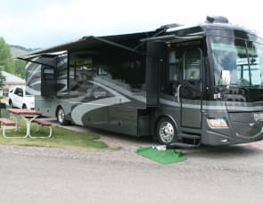 Fleetwood RV Discovery 40X