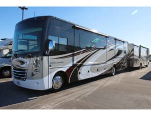 Thor Motor Coach Challenger 37TB