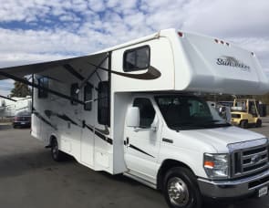 Forest River RV Sunseeker 2650S