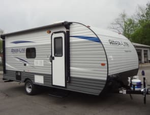 Thor Motor Coach Outlaw 37md Loudrv Production Rv Rental