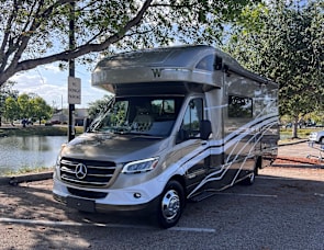Winnebago View 24J