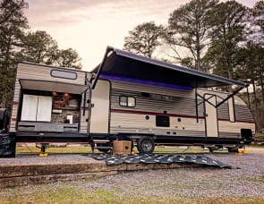 Forest River RV Cherokee Grey Wolf 20