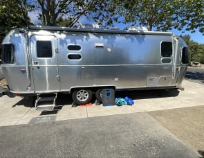 Airstream RV Flying Cloud 25 Twin
