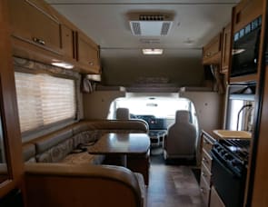 Thor Motor Coach Chateau 22E