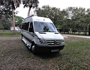 Rv Rental Melbourne Fl Motorhome Camper Rentals In Fl