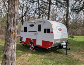 Riverside RV Retro 157