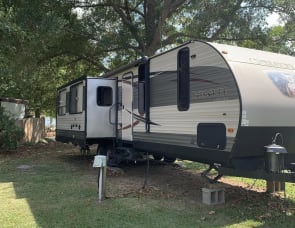 Forest River RV Cherokee M-304R