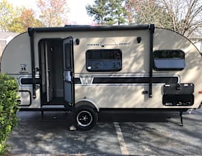 Winnebago Minnie Drop