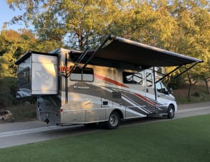 Winnebago Navion 24G