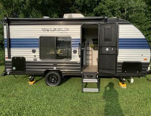 Forest River RV Cherokee Wolf Pup 16FQ