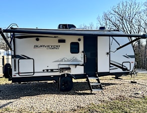 Forest River RV Surveyor Legend 19MBLE