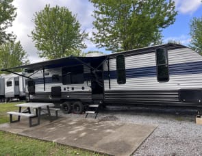 Forest River RV Cherokee Grey Wolf 29BRB