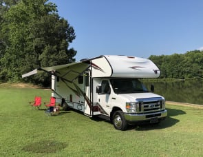 Winnebago Outlook 31N