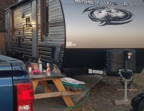 Forest River RV Cherokee Grey Wolf 26BH