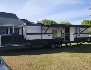 Forest River RV Cherokee Grey Wolf 26RR