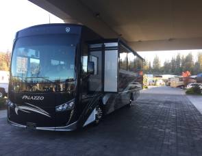 2016 Thor Palazzo 33.3 Bunkhouse