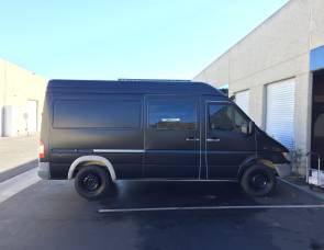 2005 Mercedes Sprinter Camper Van