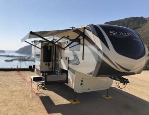 2019 Grand Design 375-RES