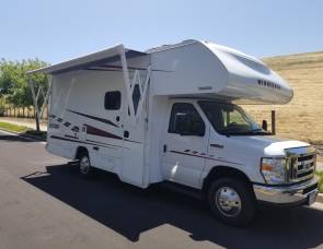 2019 Winnebago Outlook