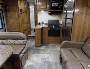 2018 Easy-To-Drive Luxury RV - Coachmen