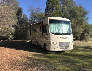 2015 Winnebago Vista