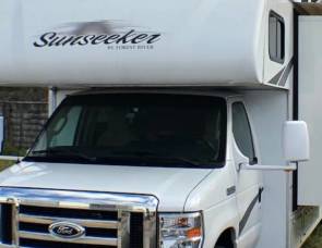 2015 Forest River Sunseeker 3170DS
