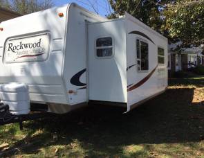 2007 Rockwood M-8296SS