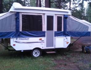 2008 Flagstaff/Forest River M-208 MAC